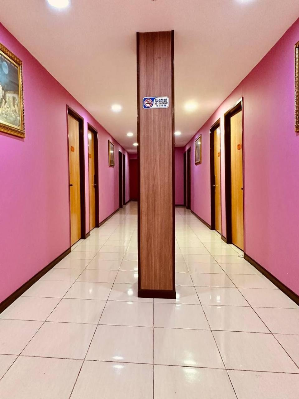 Smart Budget Hotel - Κλάνγκ Εξωτερικό φωτογραφία